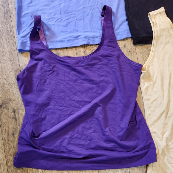 Lot of 4 Chico’s Tanks Size 2 - Purple Blue Brown Yellow - Picture 5 of 6
